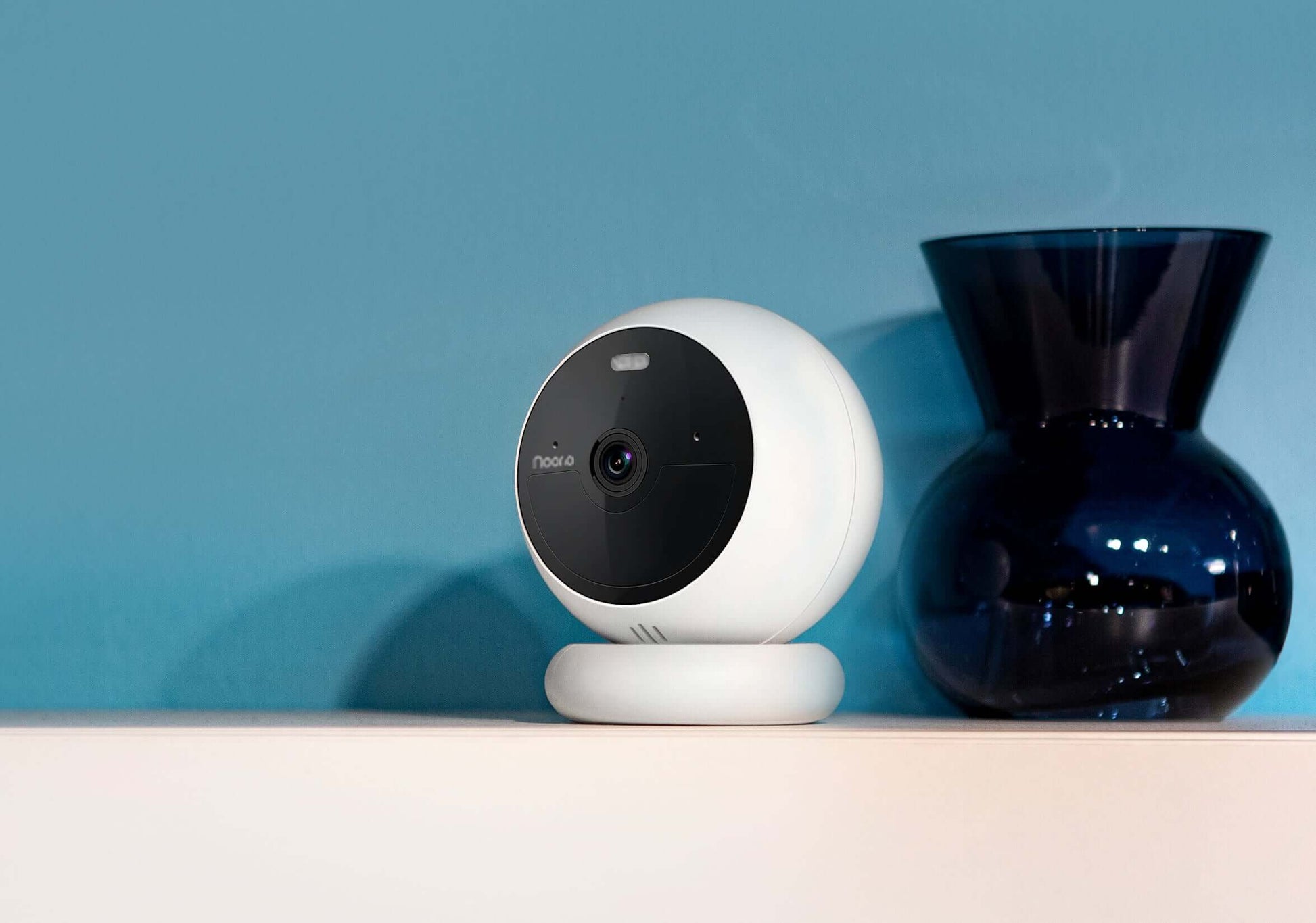 Noorio B210 wireless home security camera for indoor use